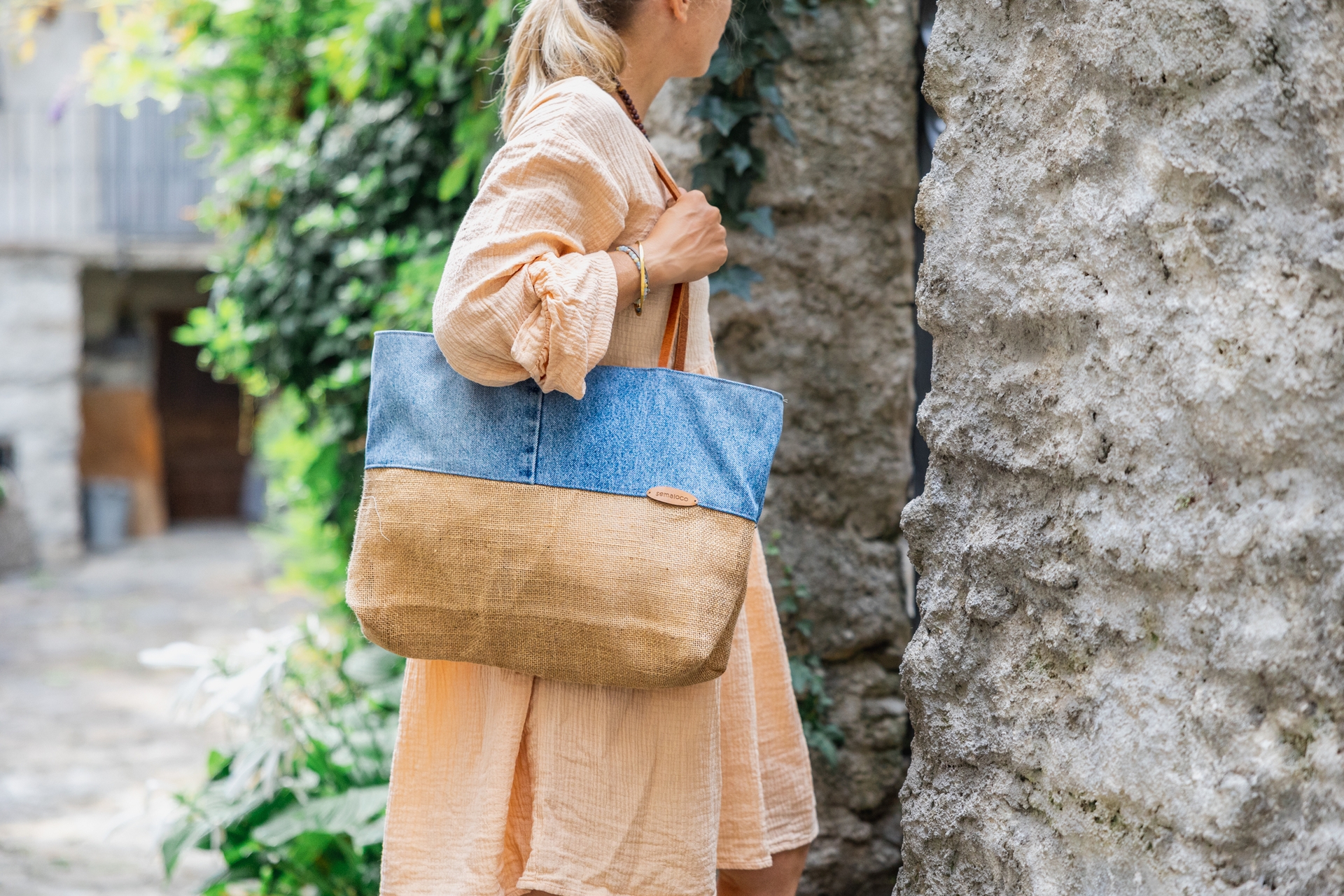 frau-tasche-altstadt