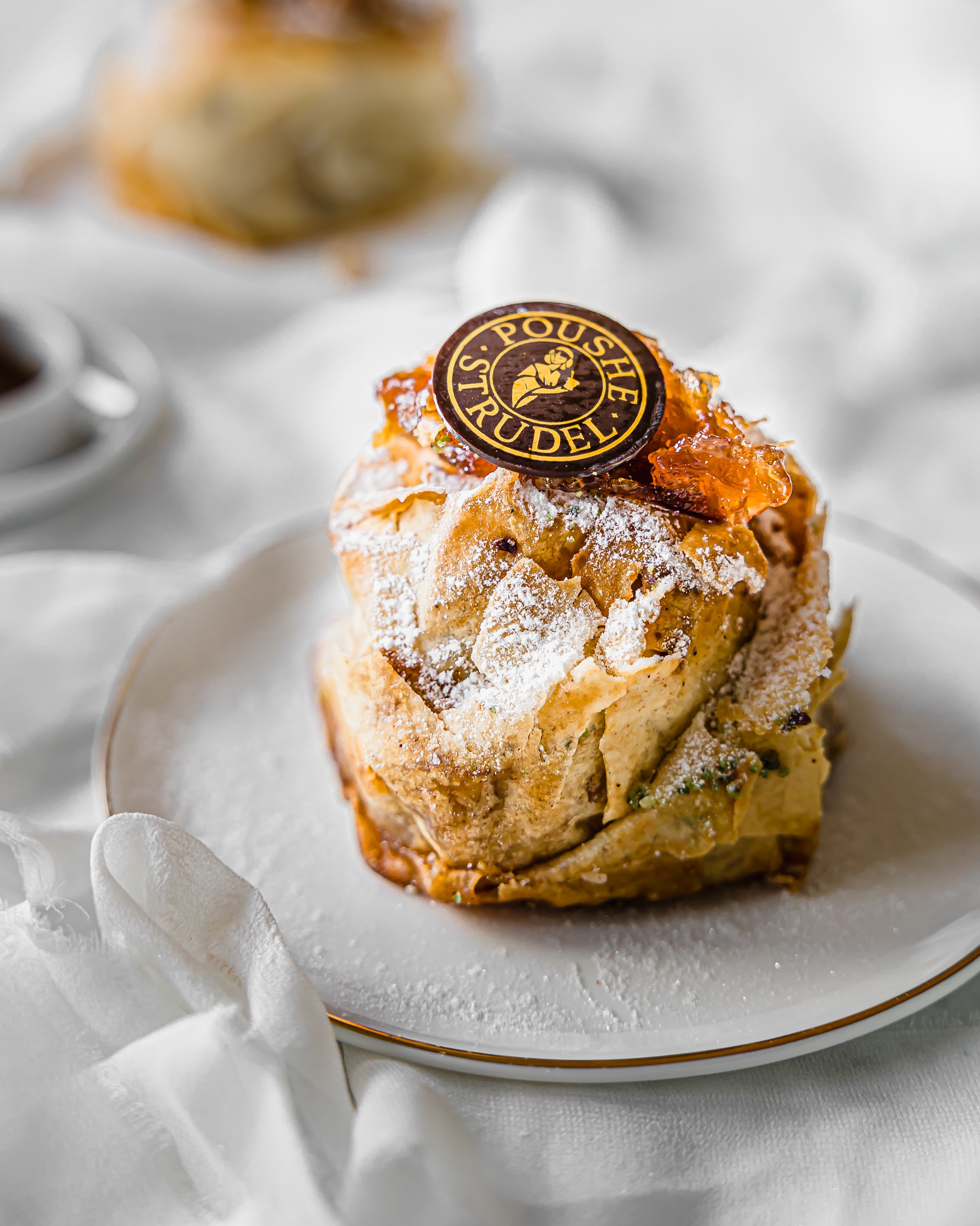 42 poushe strudel