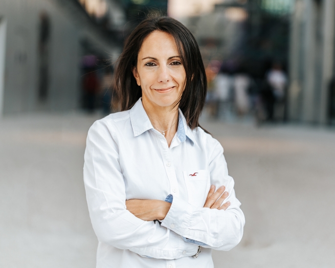 woman-sihlcity-urban-portrait