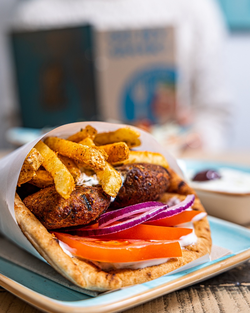 greek pita bread with fries