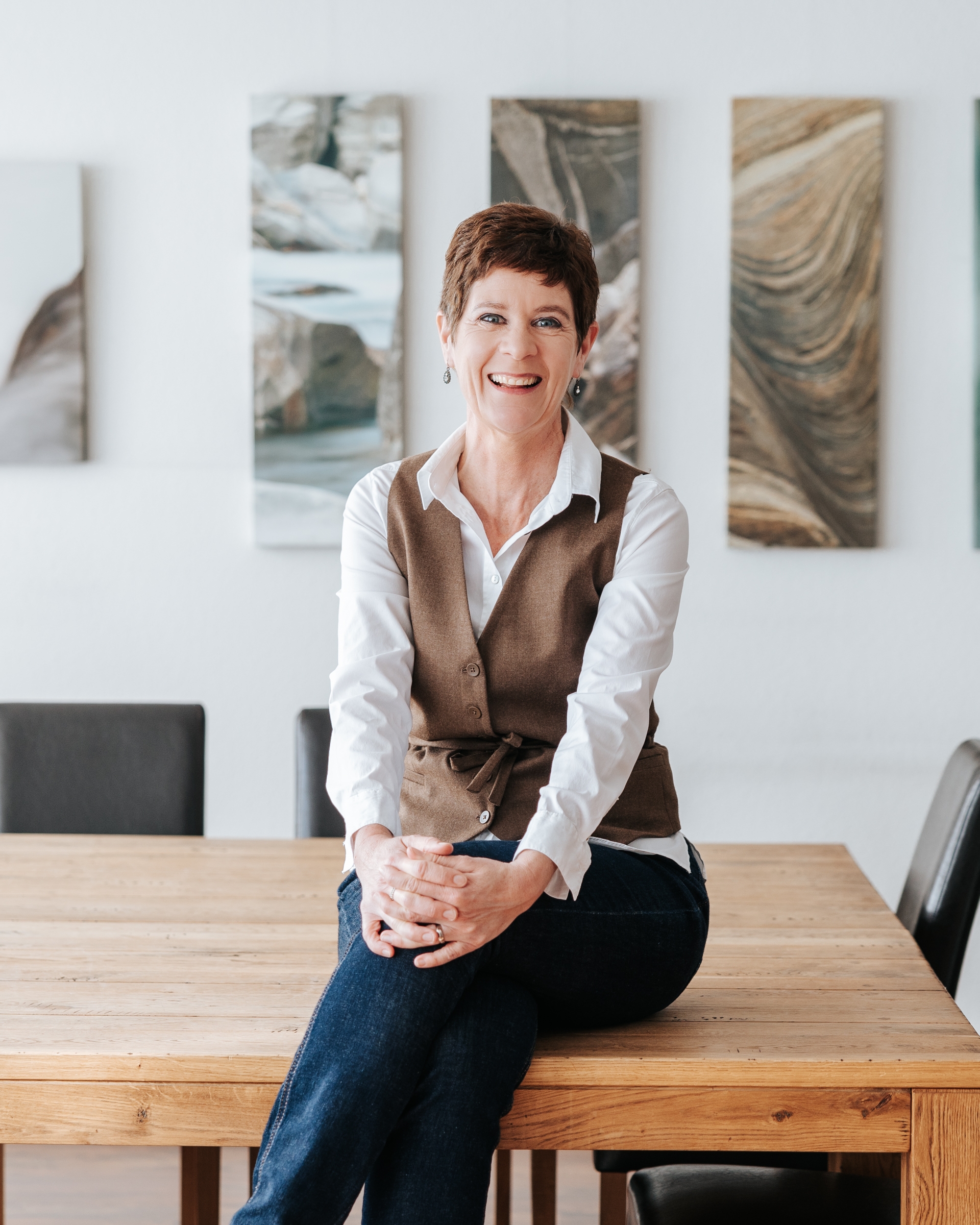 hr frau thalwil portrait